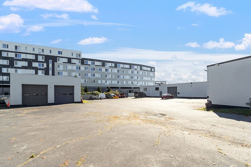 More Photos Of 260-276 Lynnway, Lynn Manufacturing For Sale