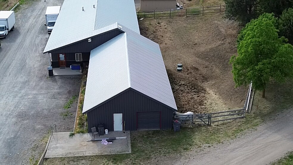 More Photos Of 1965 Highway 395 S, Chewelah Warehouse For Sale