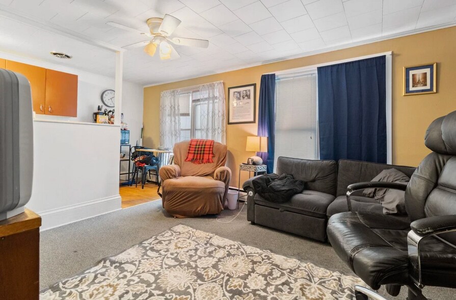 More Photos Of 13 Hodskin St, Canton Apartments For Sale