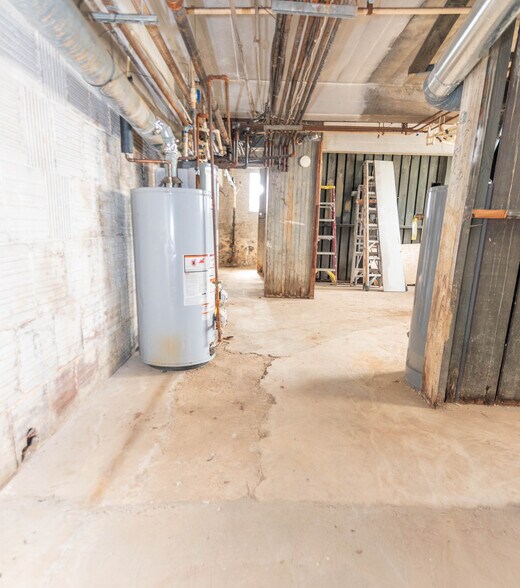 More Photos Of 3210-3212 Walbrook Ave, Baltimore Apartments For Sale