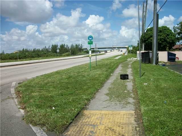 More Photos Of 4040 SW 69th Ave, Miramar Freestanding For Sale