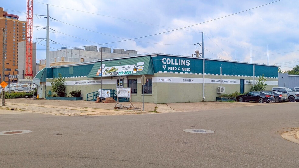 Primary Photo Of 407 2nd Ave NW, Rochester Light Distribution For Lease