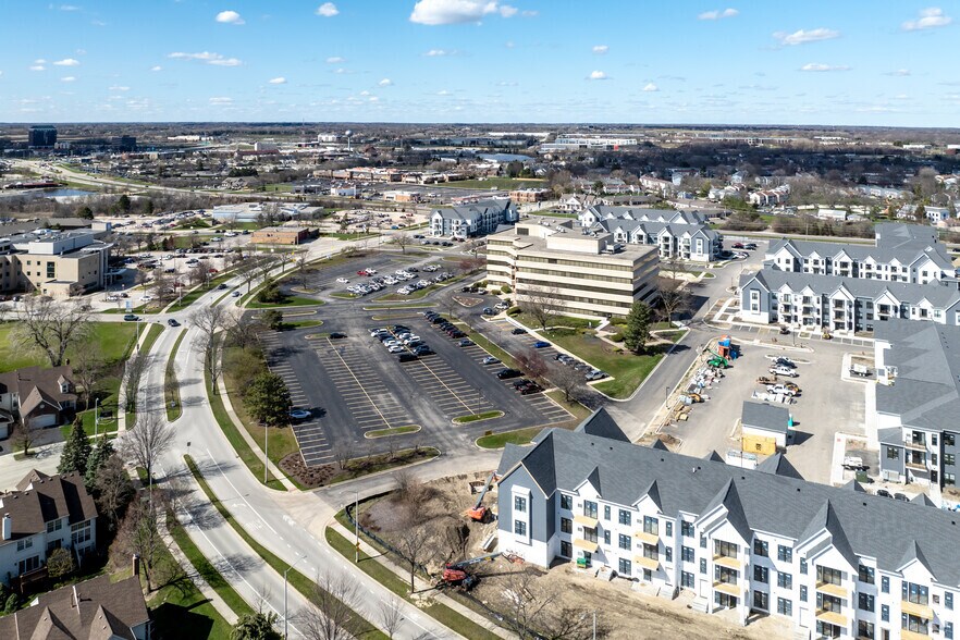 More Photos Of 1721 Moon Lake Blvd, Hoffman Estates Office For Lease