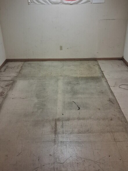 More Photos Of 30 Harker St, Mansfield Warehouse For Lease