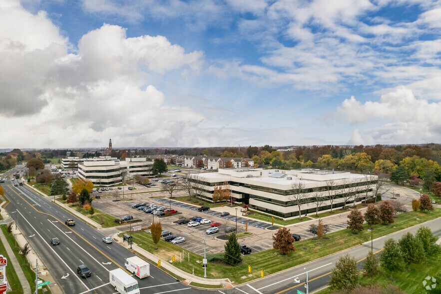 More Photos Of 200 E Campus View Blvd, Columbus Office For Lease