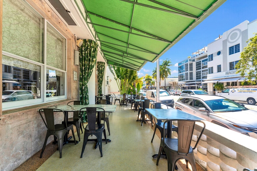 More Photos Of 1418 Ocean Dr, Miami Beach Hotel For Sale