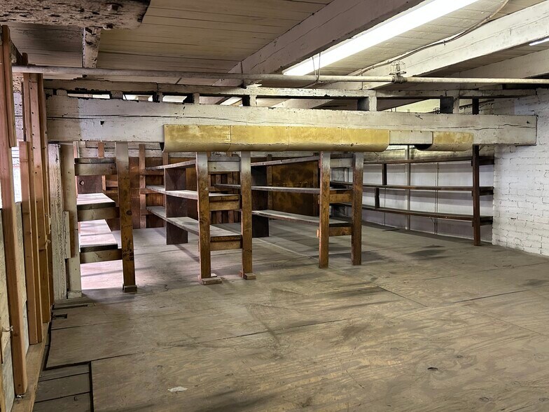 More Photos Of 3521 F St, Philadelphia Warehouse For Lease