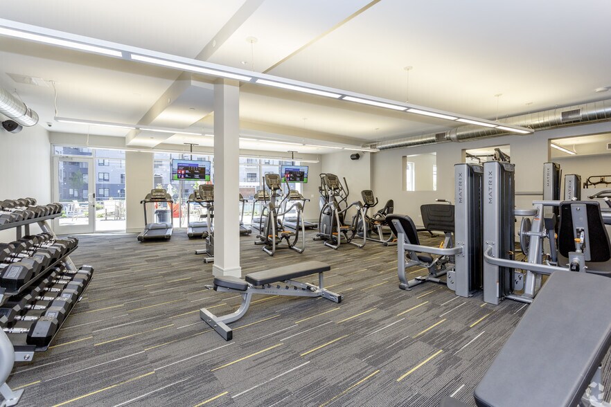 More Photos Of 1000 Berkley Pky, Kansas City Apartments For Sale
