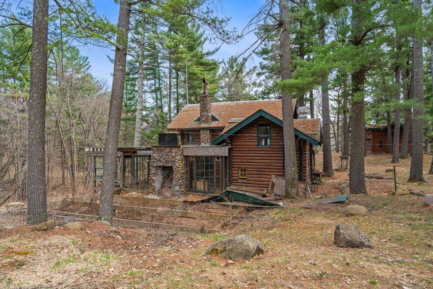 More Photos Of 1098 340th Ave, Frederic Specialty For Sale