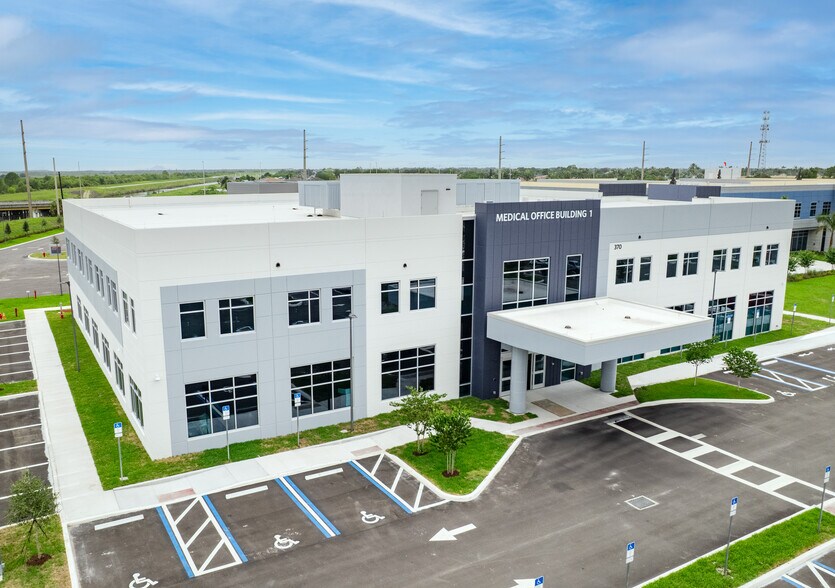 More Photos Of 370 Veranda Falls Wy, Port Saint Lucie Hospital For Lease