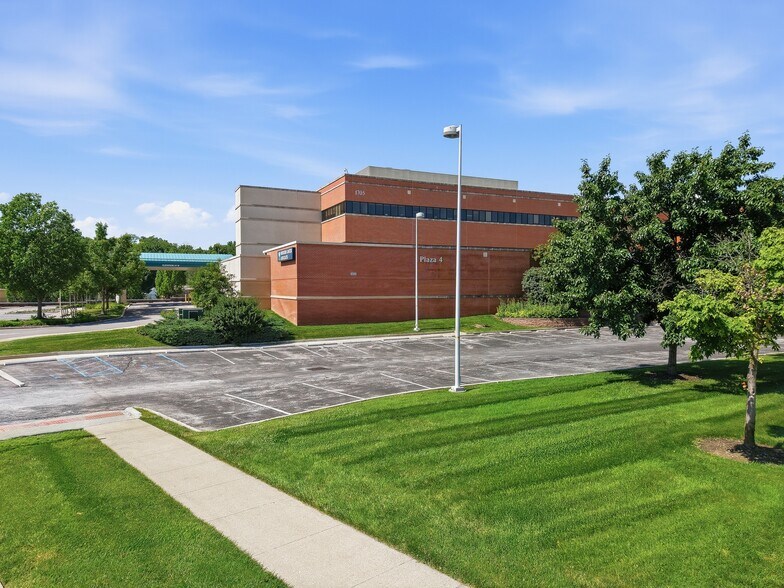 More Photos Of 1705 E Broadway, Columbia Medical For Lease