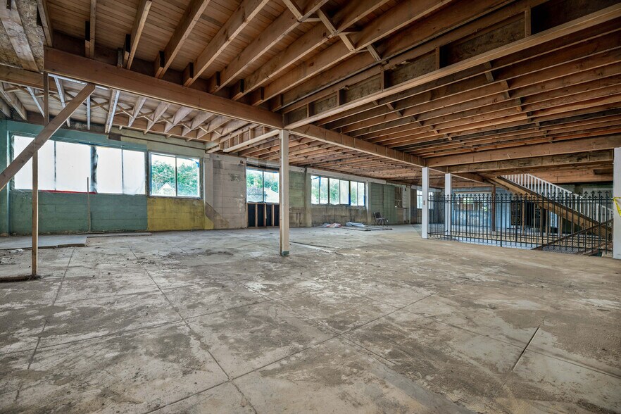 More Photos Of 210 Broad St, Nevada City Freestanding For Sale