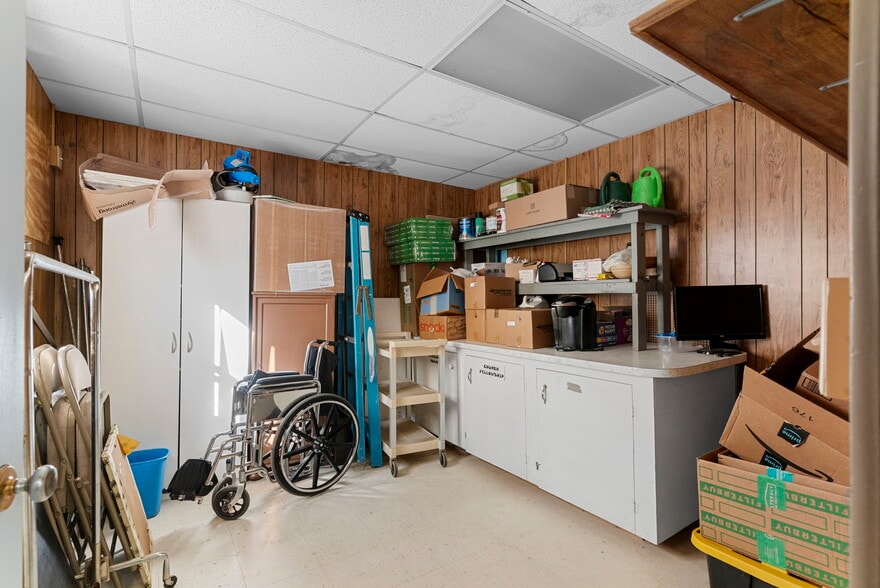 More Photos Of 201 W University Ave, Orange City Religious Facility For Sale