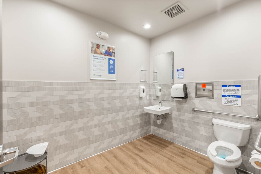 More Photos Of 2601 N Tenaya Way, Las Vegas Office For Sale