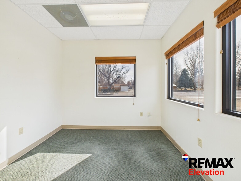 More Photos Of 156 N 6th St, Basin Office For Sale