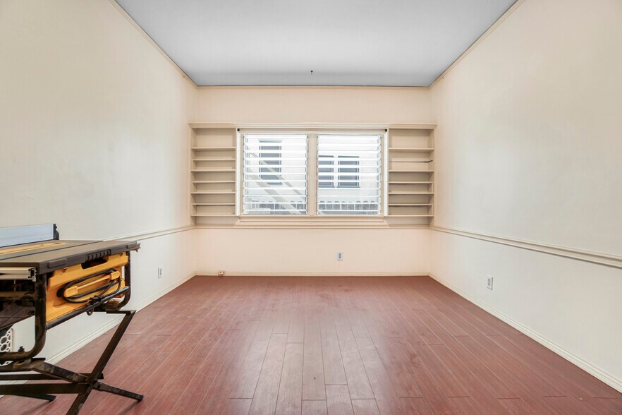 More Photos Of 728 S Genesee Ave, Los Angeles Apartments For Sale