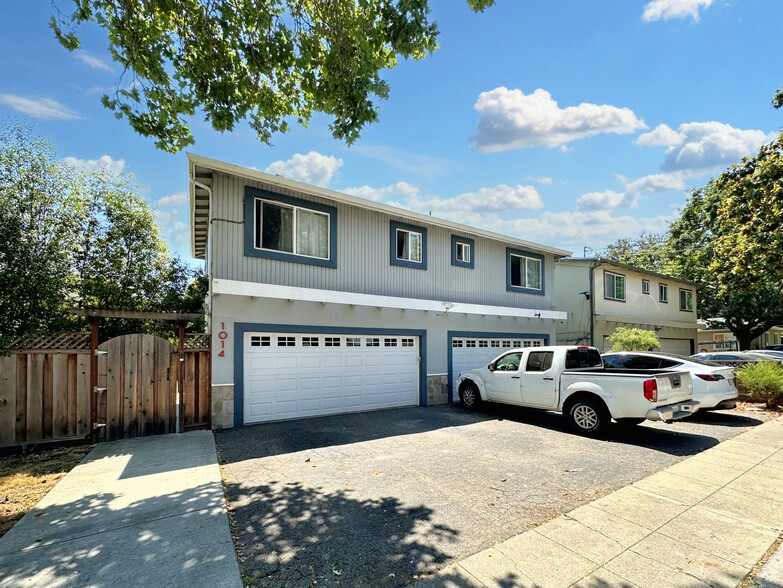 Primary Photo Of 1014 Madera Ave, Menlo Park Apartments For Sale