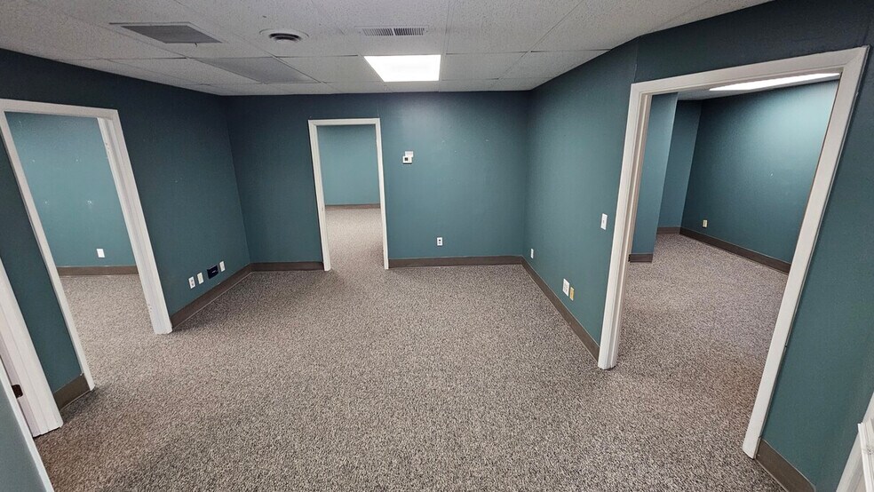 More Photos Of 12100 W 52nd Ave, Wheat Ridge Warehouse For Lease