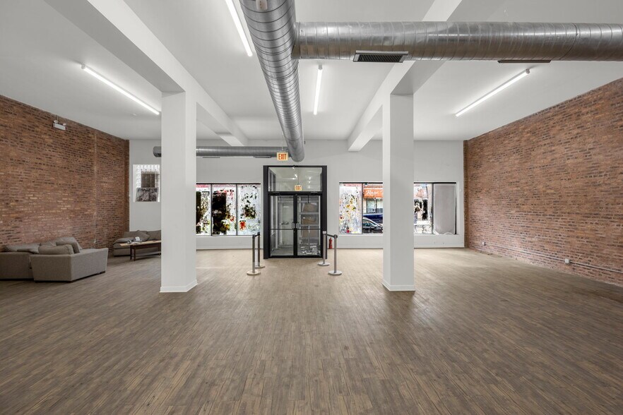 More Photos Of 2327 N Milwaukee Ave, Chicago General Retail For Lease