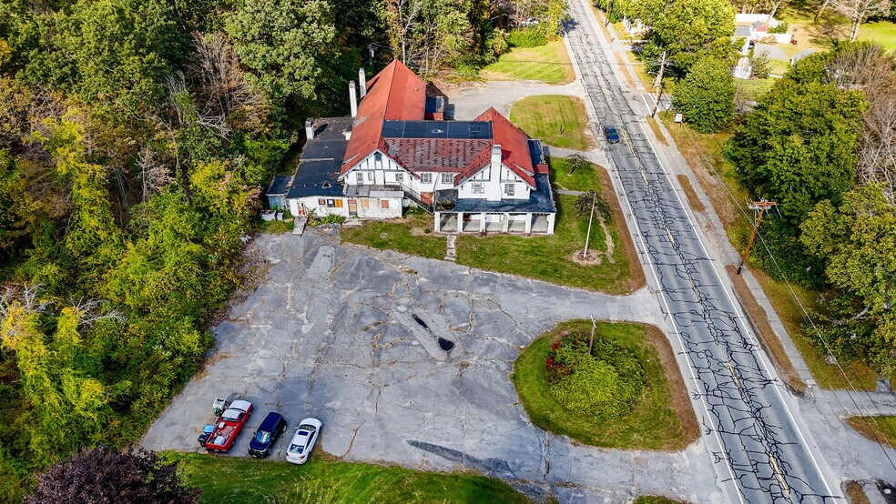 More Photos Of 240 Worcester Rd, Sterling General Retail For Sale