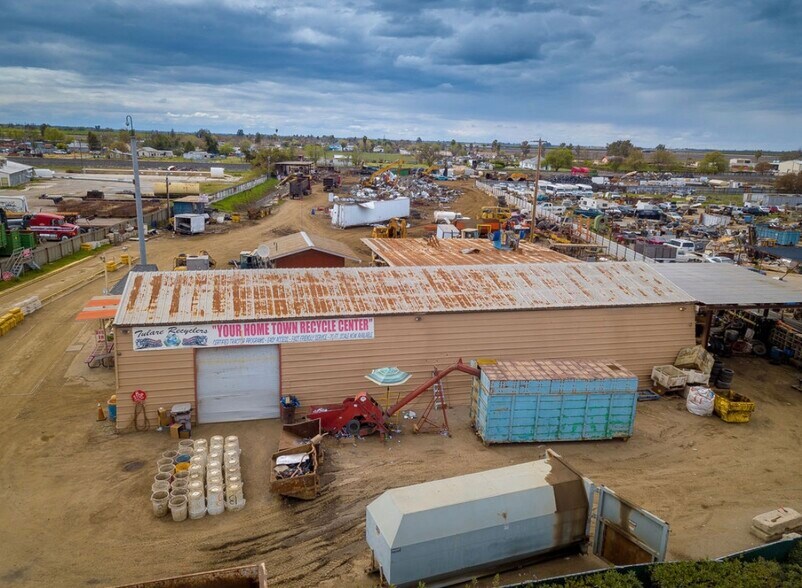 More Photos Of 3615 S K St, Tulare Recycling Center For Sale