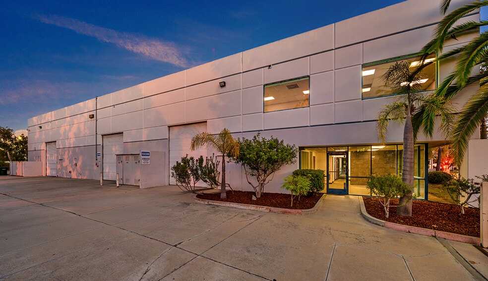 More Photos Of 955 S Andreasen Dr, Escondido Manufacturing For Sale