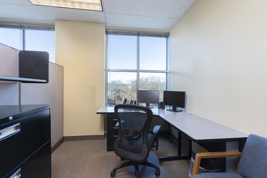 More Photos Of 1350 Division Rd, West Warwick Office For Lease