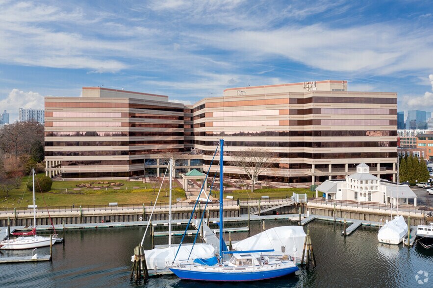 More Photos Of 333 Ludlow St, Stamford Office For Lease