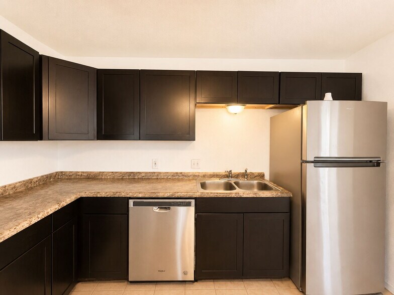 More Photos Of 1004 Austin St, Portland Apartments For Sale