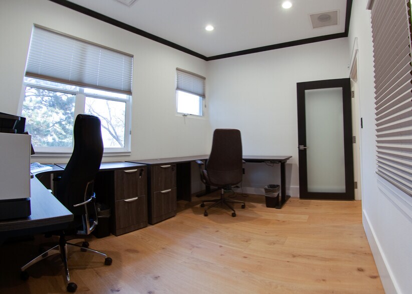 More Photos Of 68 Inverness Ln E, Englewood Loft Creative Space For Lease