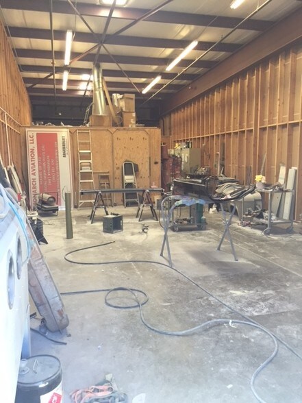 More Photos Of 2626 Stearman Rd, Prescott Warehouse For Lease