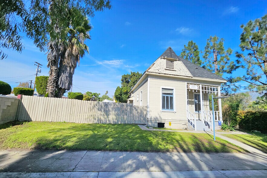 More Photos Of 1101 W Burbank Blvd, Burbank Office Residential For Lease