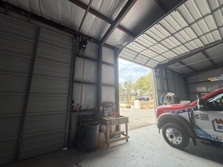 More Photos Of 9313 Circle Dr, Austin Industrial For Sale
