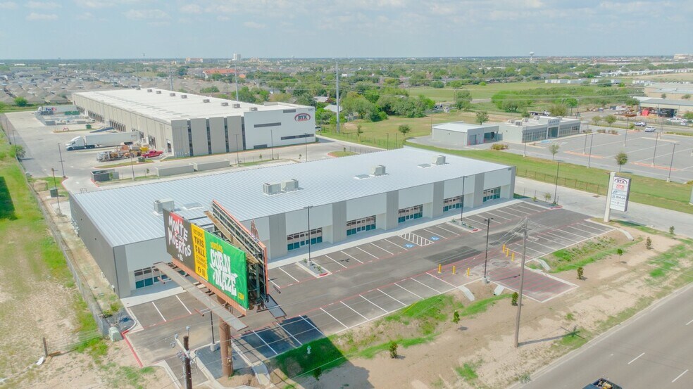 More Photos Of 5101 N Cage Blvd, Pharr Warehouse For Lease