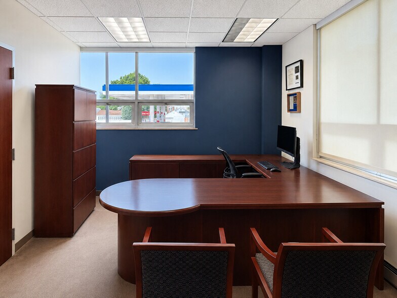 More Photos Of 3245 Hampton Ave, Saint Louis Office For Sale