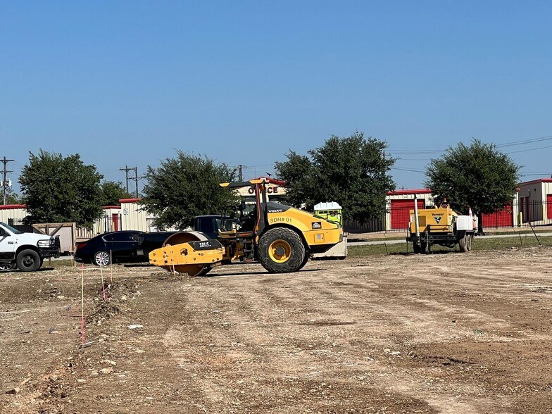 More Photos Of 160 County Road 313, Jarrell Unknown For Lease