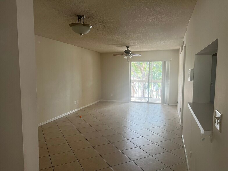 More Photos Of 711 NW 91st Ter, Plantation Apartments For Sale