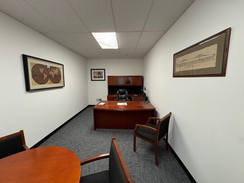 More Photos Of 1811 N Topping Ave, Kansas City Warehouse For Sale