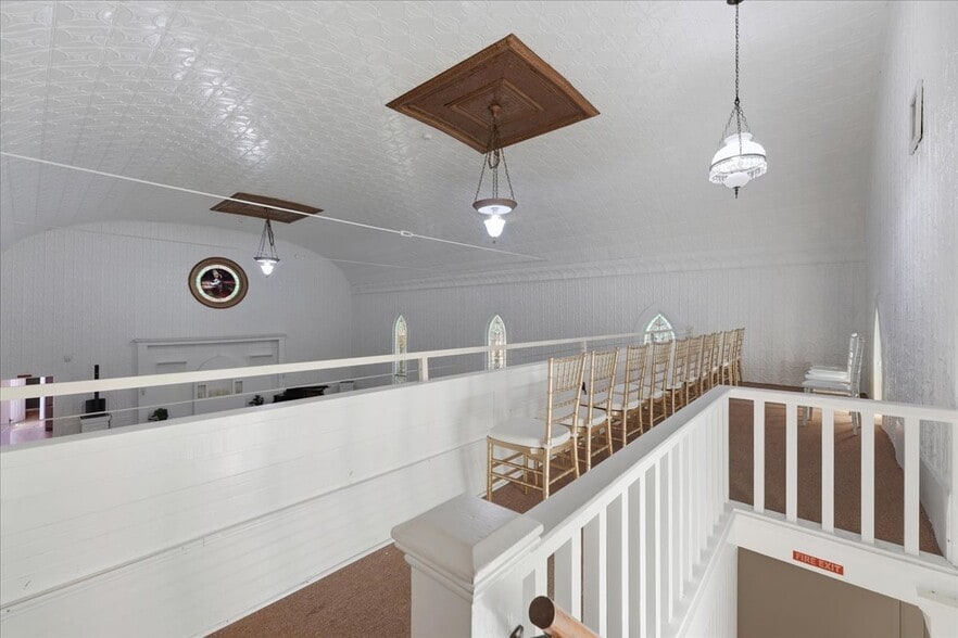 More Photos Of 508 NW 3rd Ave, Canby Religious Facility For Sale