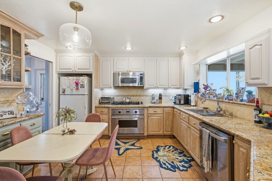 More Photos Of 714 W 38th St, San Pedro Land For Sale