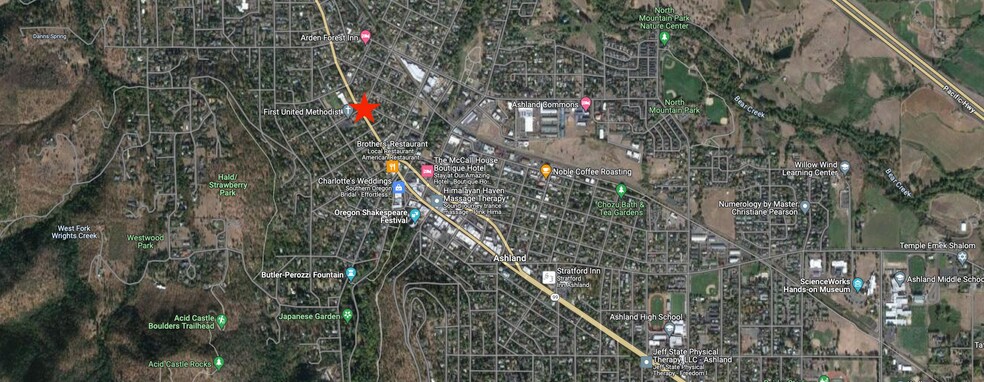 More Photos Of 290 N Main St, Ashland Office For Sale