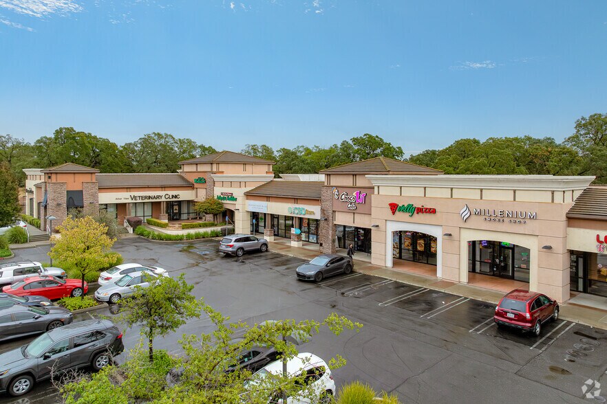 Primary Photo Of 7441 Foothills Blvd, Roseville Freestanding For Lease