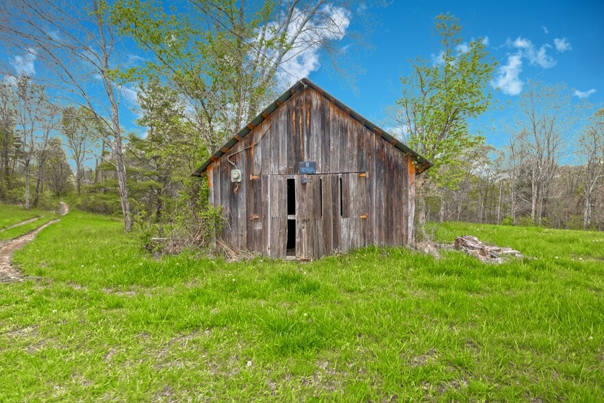 More Photos Of 5400 Saunders Rd, Logan Land For Sale