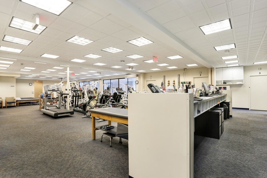 More Photos Of 1234 Summer St, Stamford Medical For Lease