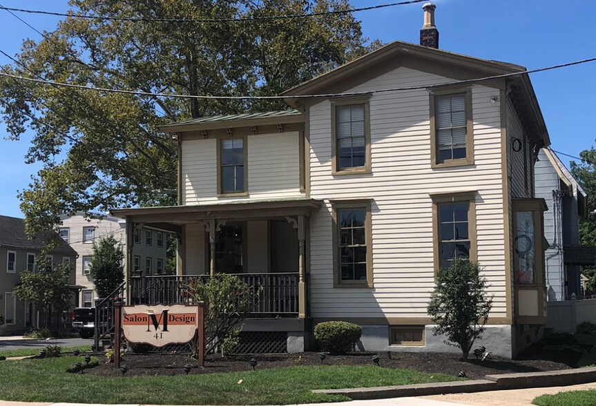 More Photos Of 41 Ellis St, Haddonfield Storefront Retail Office For Sale