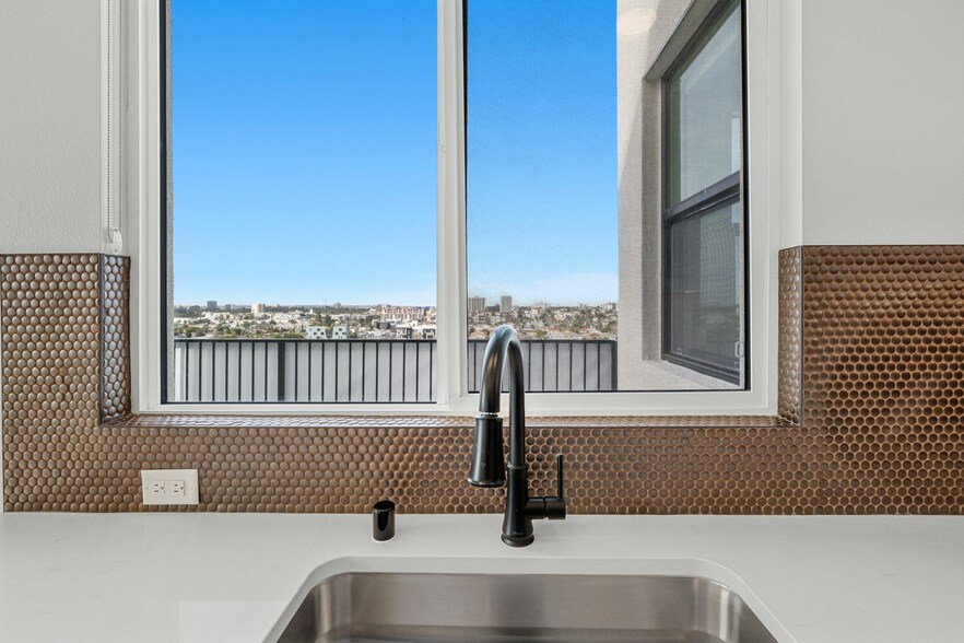 More Photos Of 3943 Oregon St, San Diego Apartments For Sale