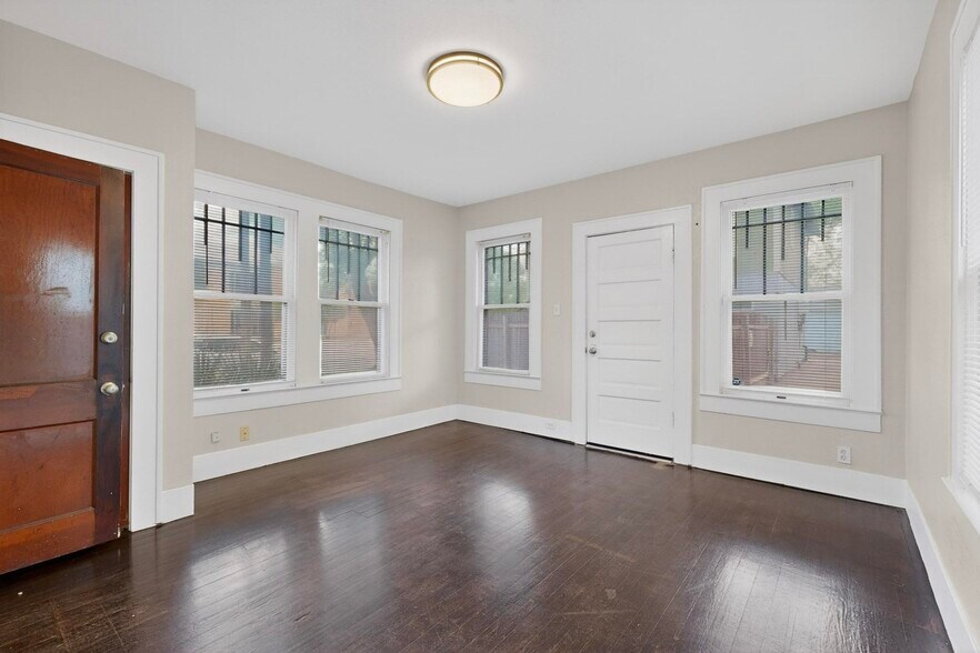 More Photos Of 78 San Marcos St, Austin Office Residential For Lease