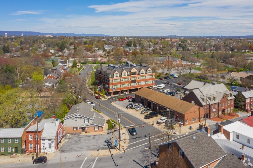 More Photos Of 10 N Jefferson St, Frederick Office For Lease