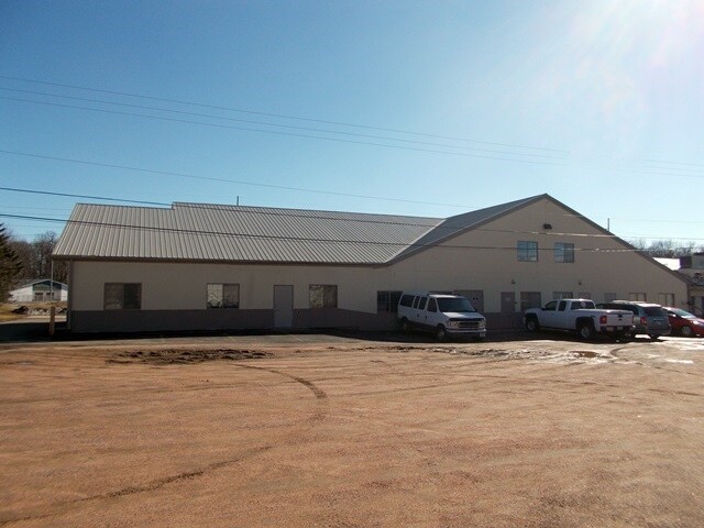 More Photos Of 2001 S Central Ave, Marshfield Storefront Retail Office For Lease