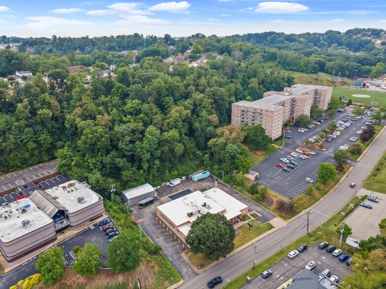 More Photos Of 520 E Bruceton Rd, Pittsburgh Freestanding For Sale